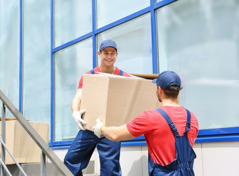 Comprehensive removal services for residential and commercial moves
