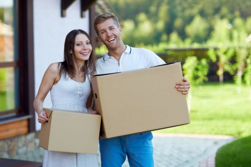 Easy and flexible booking process for removal trucks